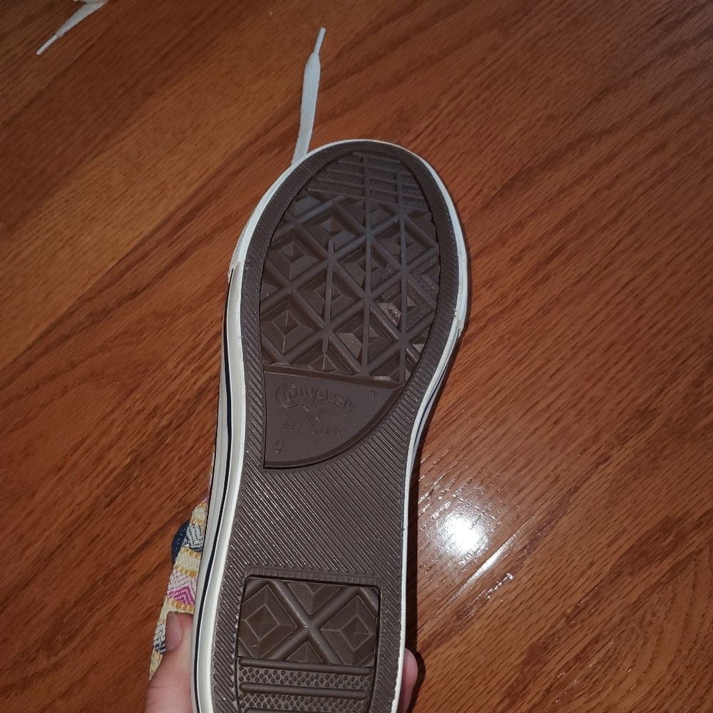Converse - Picture 3 of 6